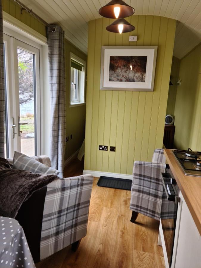 Dundonnell The Bay ,Luxury Shepherds Hut, מראה חיצוני תמונה