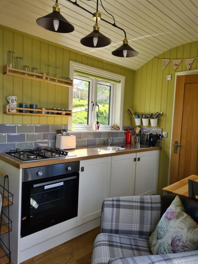 Dundonnell The Bay ,Luxury Shepherds Hut, מראה חיצוני תמונה